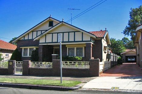 17 Prince Edward St, Carlton, NSW 2218
