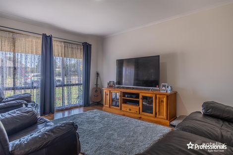 Property photo of 11 Pimbit Court Kurunjang VIC 3337