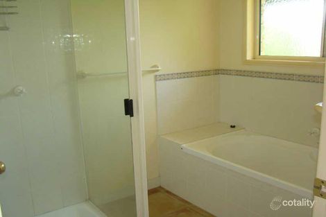 Property photo of 12 Crinum Crescent Emerald QLD 4720