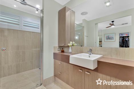 8 ECRU CT, SOUTHERN RIVER, WA 6110