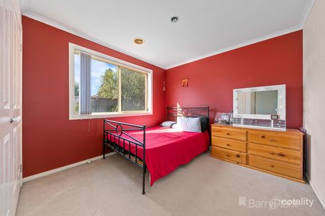 Property photo of 18 Carly Close Narre Warren South VIC 3805