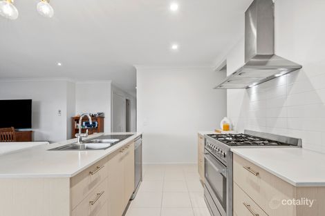 Property photo of 20 Daybreak Avenue Armstrong Creek VIC 3217
