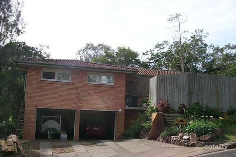 4 Wagana St, Kenmore, QLD 4069