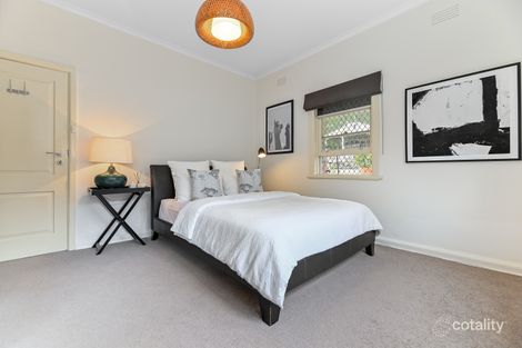 Property photo of 18 Waratah Avenue Burwood VIC 3125