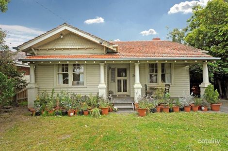 Property photo of 2 Crellin Grove Camberwell VIC 3124