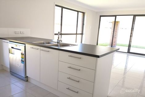 Property photo of 6 Heathfield Avenue Airds NSW 2560