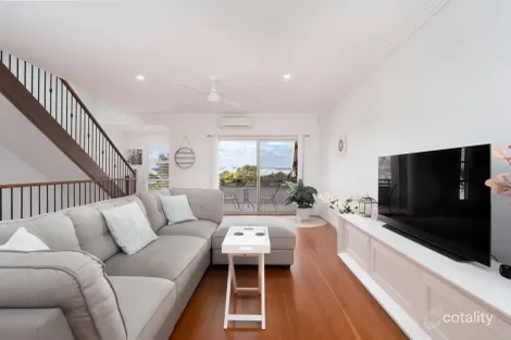 Property photo of 2/11 Winton Terrace Varsity Lakes QLD 4227