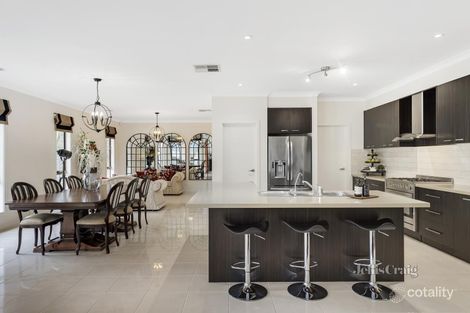 Property photo of 10 Pinnacle Views Doreen VIC 3754