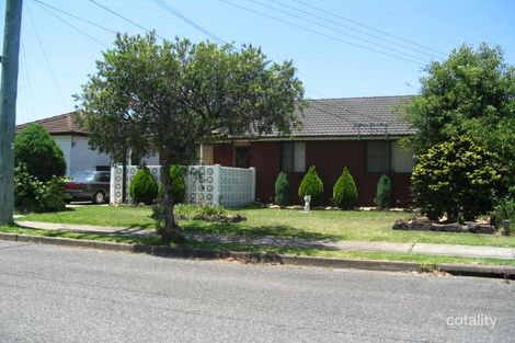 19 Chisholm St, Smithfield, NSW 2164