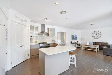 Property photo of 2 Hindmarsh Avenue Camden Park NSW 2570