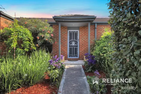 8 Mccauley St, Point Cook, VIC 3030