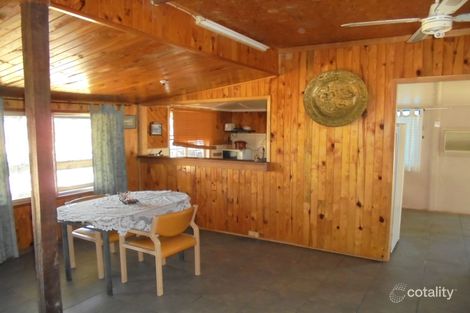 Property photo of 18 Vallah Road Stanthorpe QLD 4380