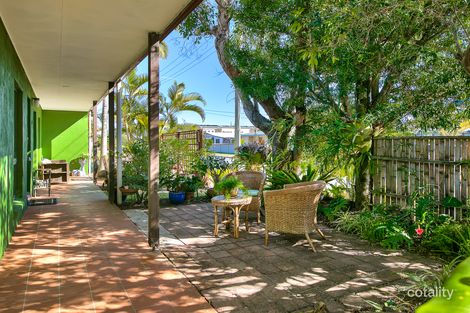 Property photo of 35 Coora Crescent Currimundi QLD 4551
