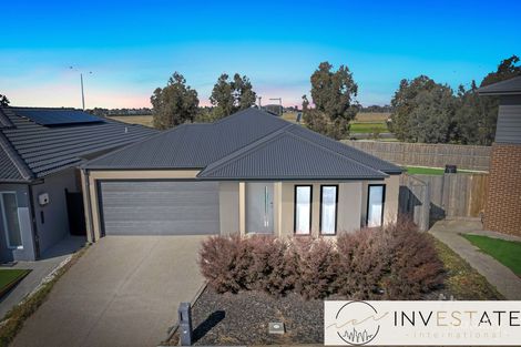 Property photo of 92 Bruckner Drive Point Cook VIC 3030