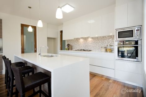 Property photo of 33 Robert Street Bulleen VIC 3105