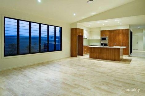 Property photo of 3009 Hillside Walk Hope Island QLD 4212