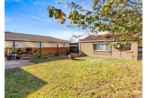 Property photo of 15 Matheson Place Estella NSW 2650
