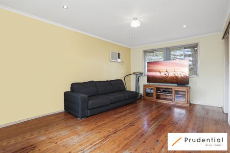 Property photo of 31 Salamaua Place Glenfield NSW 2167