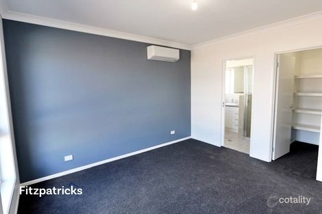 Property photo of 1/4 Muttama Parade Gobbagombalin NSW 2650