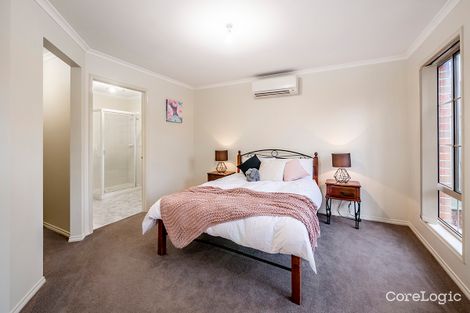 Property photo of 6 Greenock Crescent Cranbourne East VIC 3977