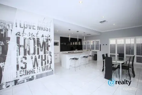 4 Rufous Ct, East Cannington, WA 6107