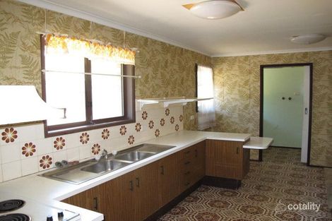 Property photo of 33 Langley Road Camira QLD 4300