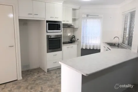 Property photo of 2 Amber Place Alexandra Hills QLD 4161