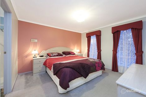 Property photo of 12 Ravenscourt Close Rowville VIC 3178
