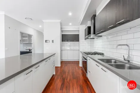 Property photo of 67 Blossom Drive Epsom VIC 3551