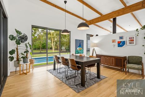 Property photo of 21 Johnson Street Oxley VIC 3678