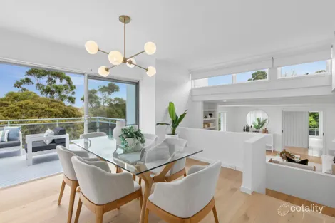 Property photo of 22 Amaroo Avenue Elanora Heights NSW 2101
