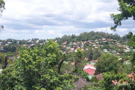 82 Redwood St, Stafford Heights, QLD 4053