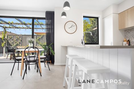 Property photo of 2/3 Ryhope Street Mount Hutton NSW 2290