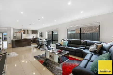 Property photo of 19 Bluegrass Street Tarneit VIC 3029