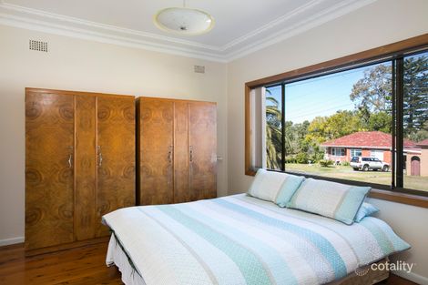 Property photo of 8 Helen Brae Avenue Fairy Meadow NSW 2519