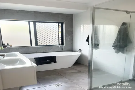 Property photo of 1/7 Centaurus Close Telina QLD 4680