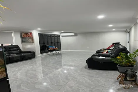 Property photo of 14 Criterion Crescent Doonside NSW 2767