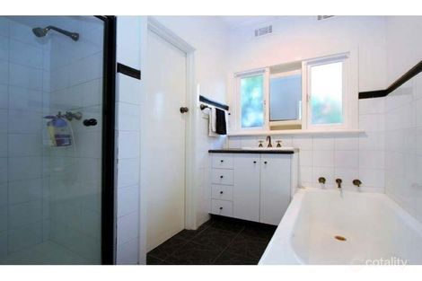 Property photo of 29 Wallace Avenue Murrumbeena VIC 3163