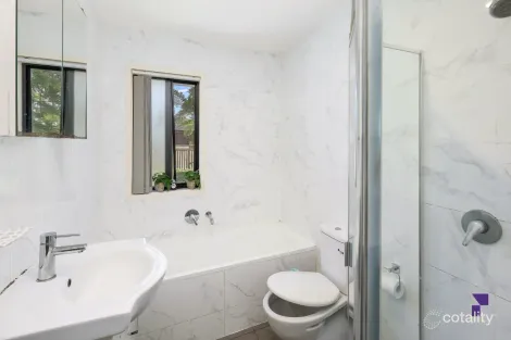 Property photo of 9 Van Dieman Crescent Fairfield West NSW 2165