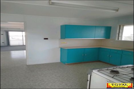Property photo of 2 Cuthbert Crescent Vincent QLD 4814