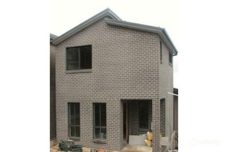 Property photo of 18 Burriang Way Pemulwuy NSW 2145