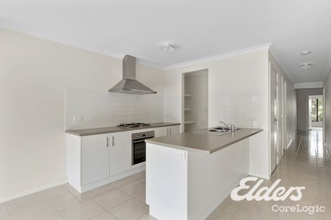 Property photo of 34 Robinson Way Yarrawonga VIC 3730