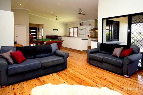 Property photo of 33 Bamboo Crescent Mount Louisa QLD 4814