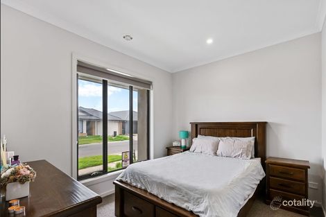 Property photo of 6 Artfield Drive Werribee VIC 3030