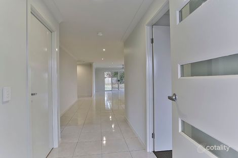 Property photo of 24 Honeyeater Drive Highfields QLD 4352