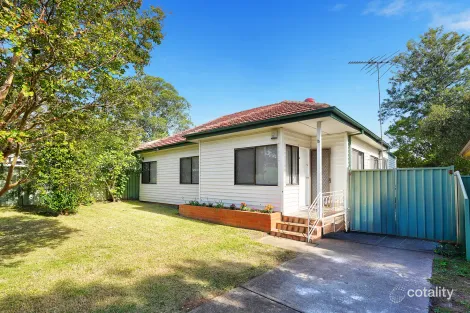 79 Allman St, Campbelltown, NSW 2560