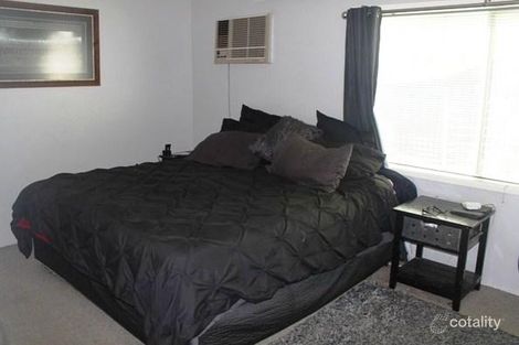 Property photo of 2 Fern Street Parkside QLD 4825