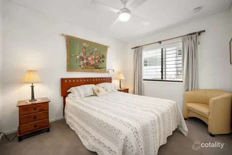 Property photo of 2/327 Verney Road East Graceville QLD 4075