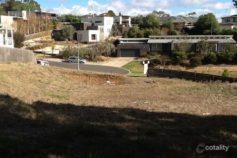 17-18 Nevair Ct, Highton, VIC 3216