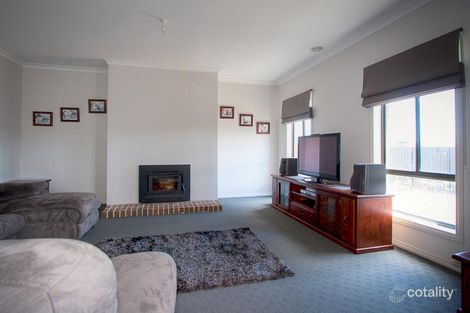 Property photo of 72 The Boulevard Gisborne VIC 3437